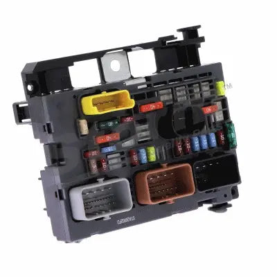 Boîte a fusible pour Peugeot 807, Partner, Expert / Citroën C5 III, C4 II, C4 I