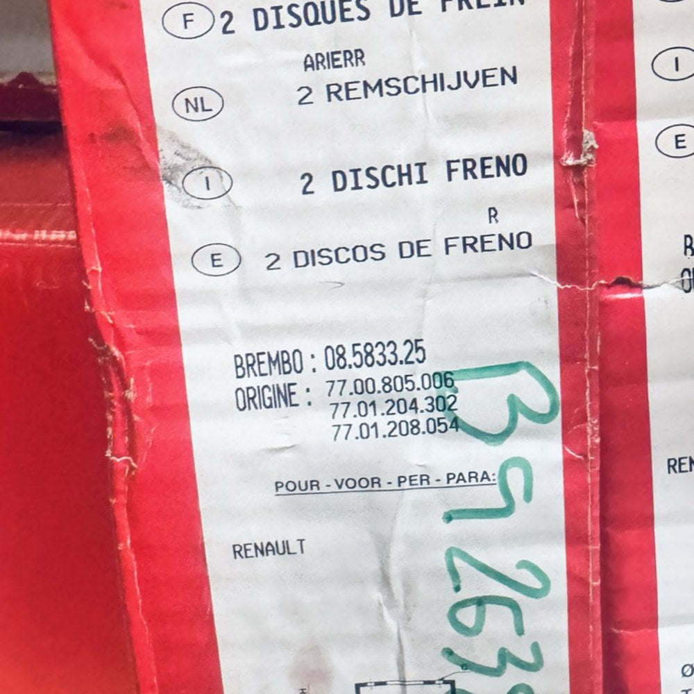 Jeu de 2 disques de frein arrière Brembo 08.5833.25 – Renault