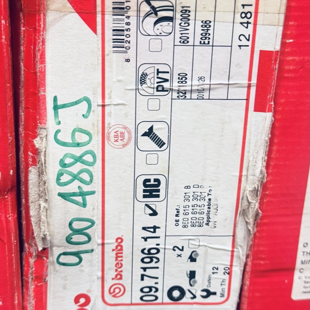 Jeu de 2 disques de frein ventilés Brembo 09.7196.14 – Audi A4 B6, B7