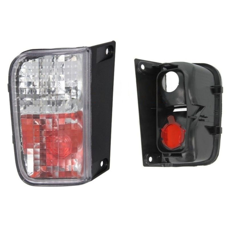 Feu anti-brouillard arrière gauche Opel Vivaro 1 2009-2014