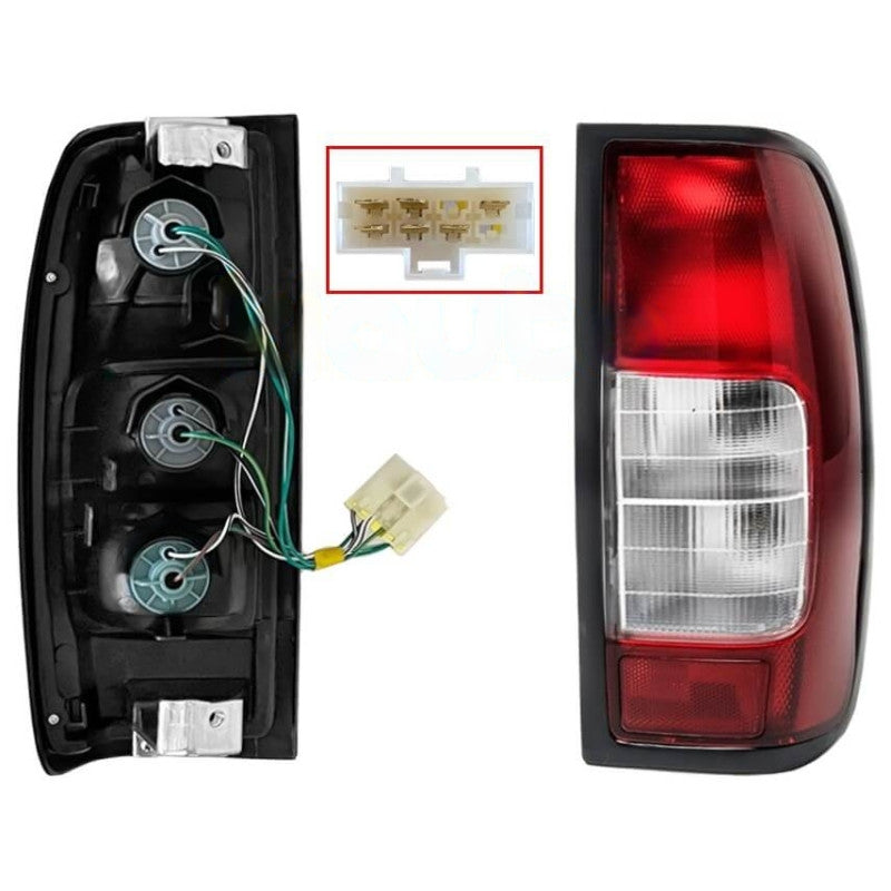 Feu arrière droit 8 fils Nissan Navara D22 1998-2005