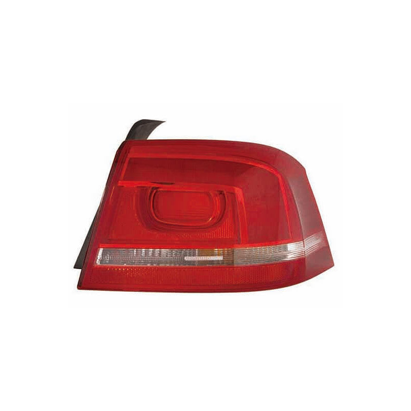 Feu arrière droit extérieur base claire Volkswagen Passat B7 2010-2014