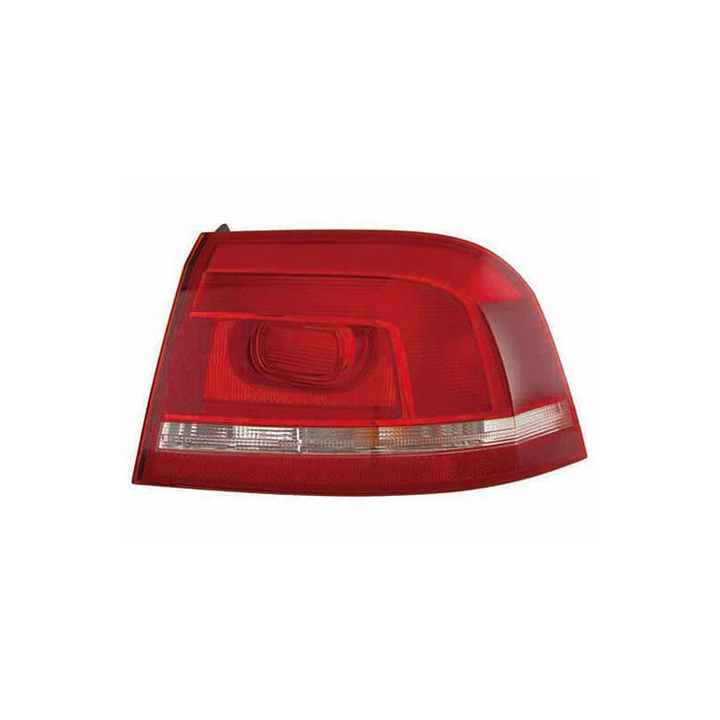 Feu arrière droit extérieur Volkswagen Passat B7 SW 2010-2014