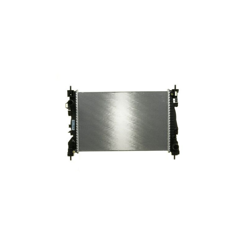 Radiateur essence 1.4 TB / 1.8 TBi 630x410x27 Alfa Romeo Giulietta depuis 2010