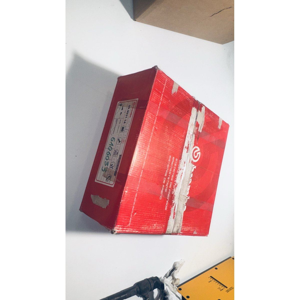 Jeu de 2 disques de frein Brembo 09.9931.14 – VW Sharan, Seat Alhambra, Ford Galaxy