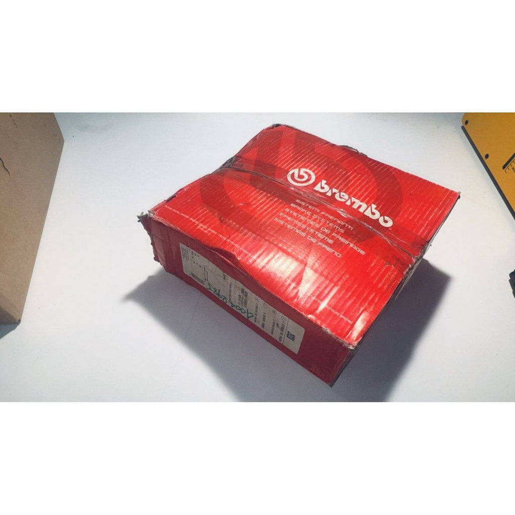 Jeu de 2 disques de frein Brembo 08.8936.10 – Renault Laguna I, Safrane – photo 2