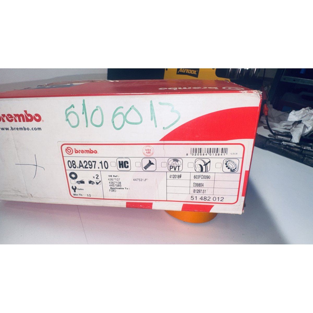 Jeu de 2 disques de frein Brembo 08.A297.10 – Ford