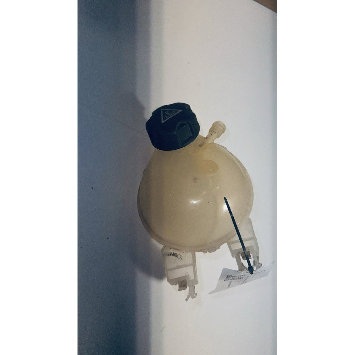 Vase d'expansion d'occasion PSA 9821049380 – Peugeot, Citroën