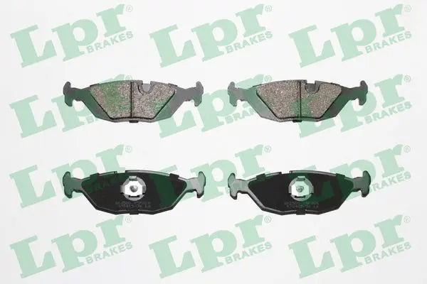 Jeu plaquettes frein pour Volvo 460, 480, 440 / Saab 9000, 900 I
